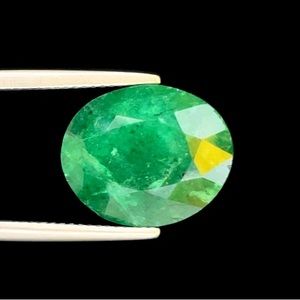 9.68Ct Brazilian Emerald Oval Cut Faceted Gemstone